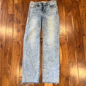 Hidden girl classic blue jeans size 14S with frayed hem barely worn Buckle